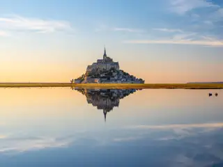 A trip for the whole family : history of France and Disney