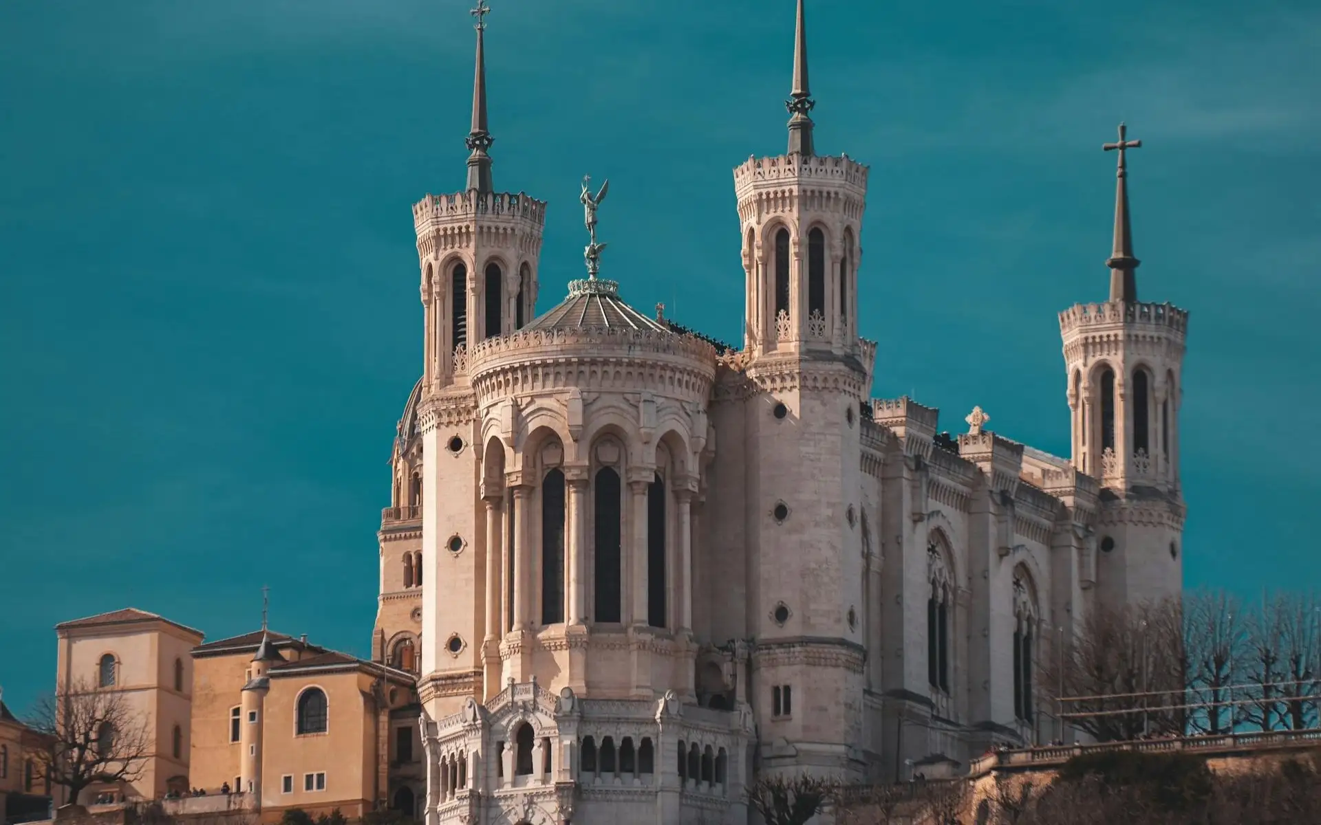 Lyon, French Christmas in 7 Days: Alsace Markets, Lyon & Val d'Isère Skiing