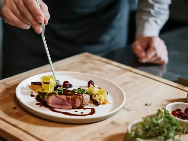 Cooking class, Cognac Getaway in 6 Days: Distilleries, Vineyards & Bordeaux Blending