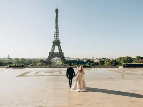 Luxury honeymoon trip from Paris to Provence