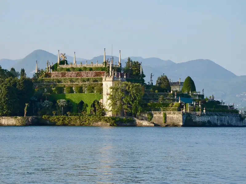 From Switzerland to Italy : medieval towns, outdoor fun and italian riviera
