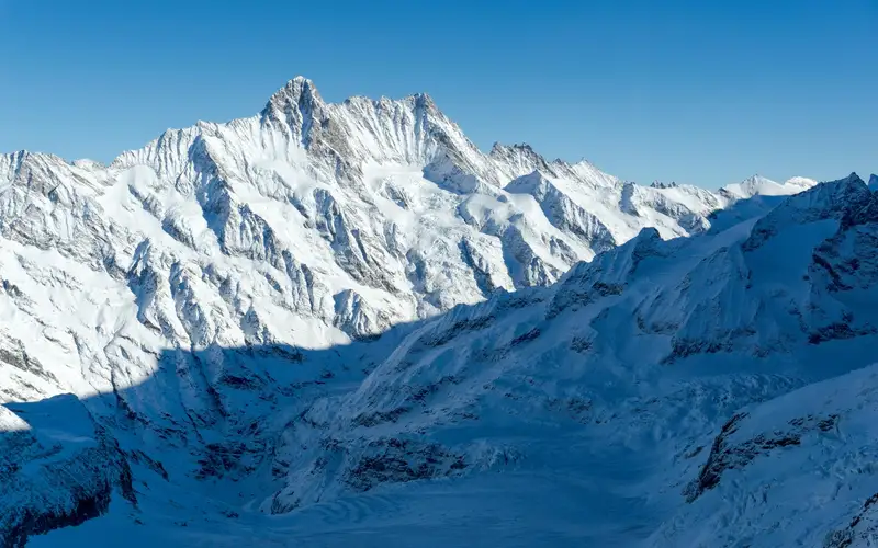 Glacier 3000 and Chillon, Switzerland by Train in 12 Days: Lavaux, Jungfraujoch, Glacier Express